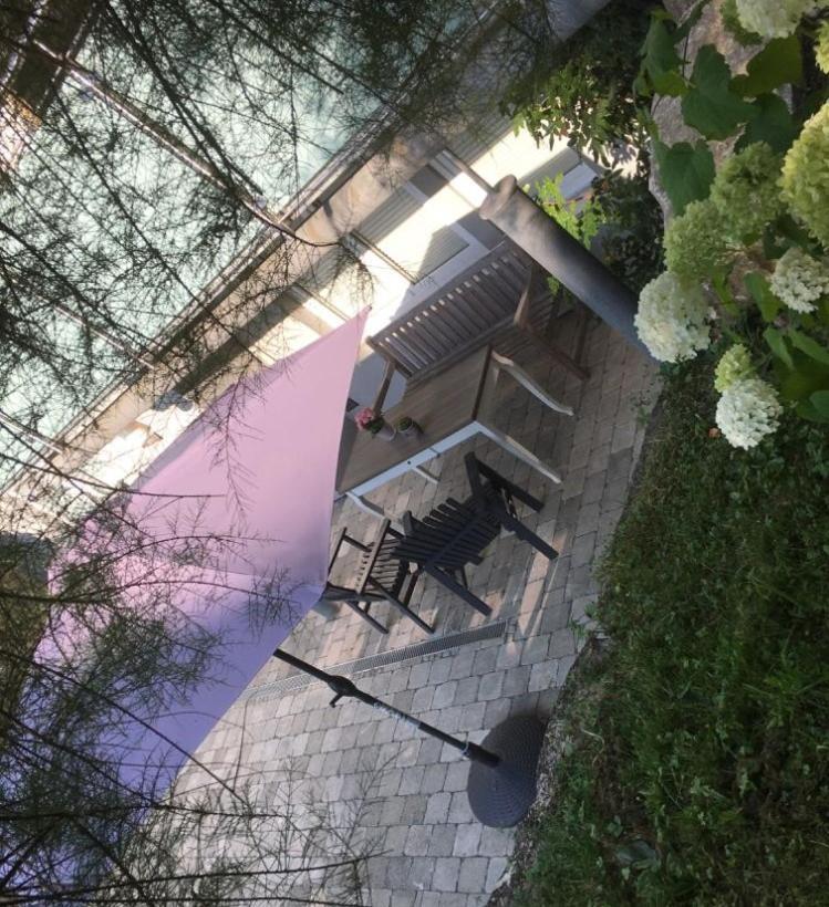 Schoene Ferienwohnung 2,5 Zimmer In Stadtnaehe Mit Eigenem Hofgarten Balingen Exterior photo